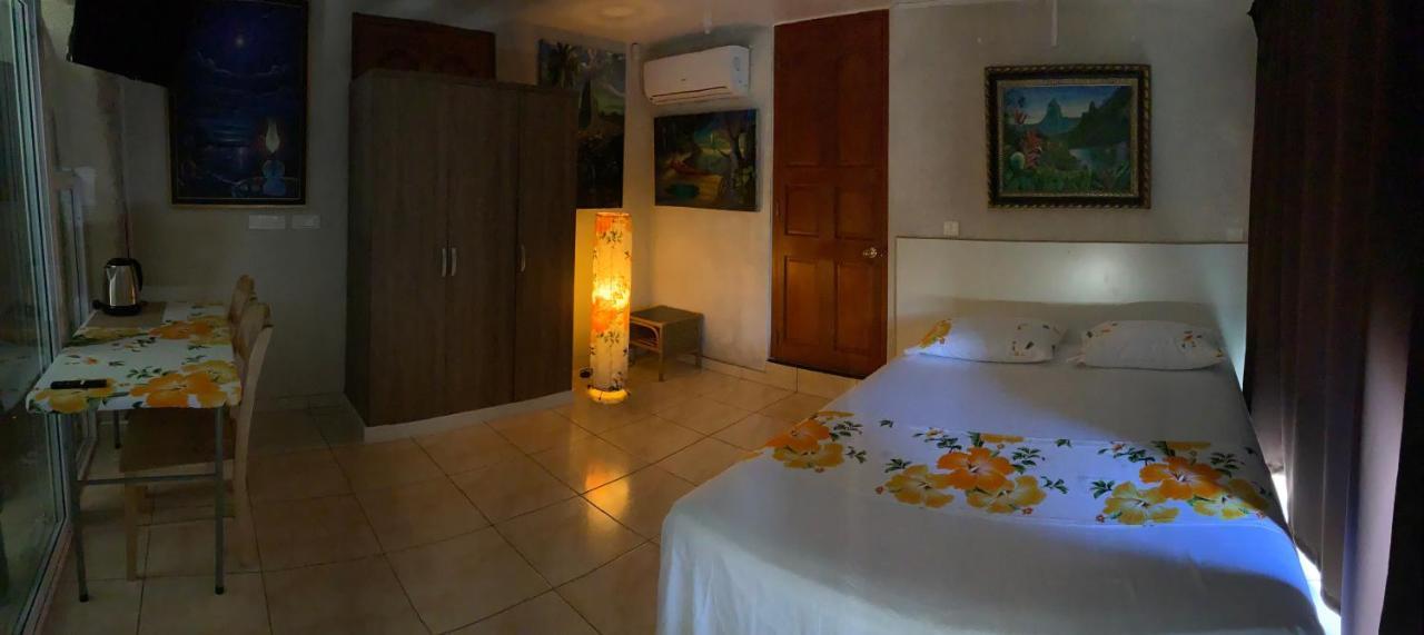 Tahitininalodge 1 Faaa Esterno foto
